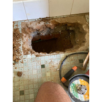 Leaking hot pipe was found under the slab and bricks by using a thermal camera in Canberra