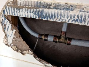 leaking polybutylene pipe in Canberra